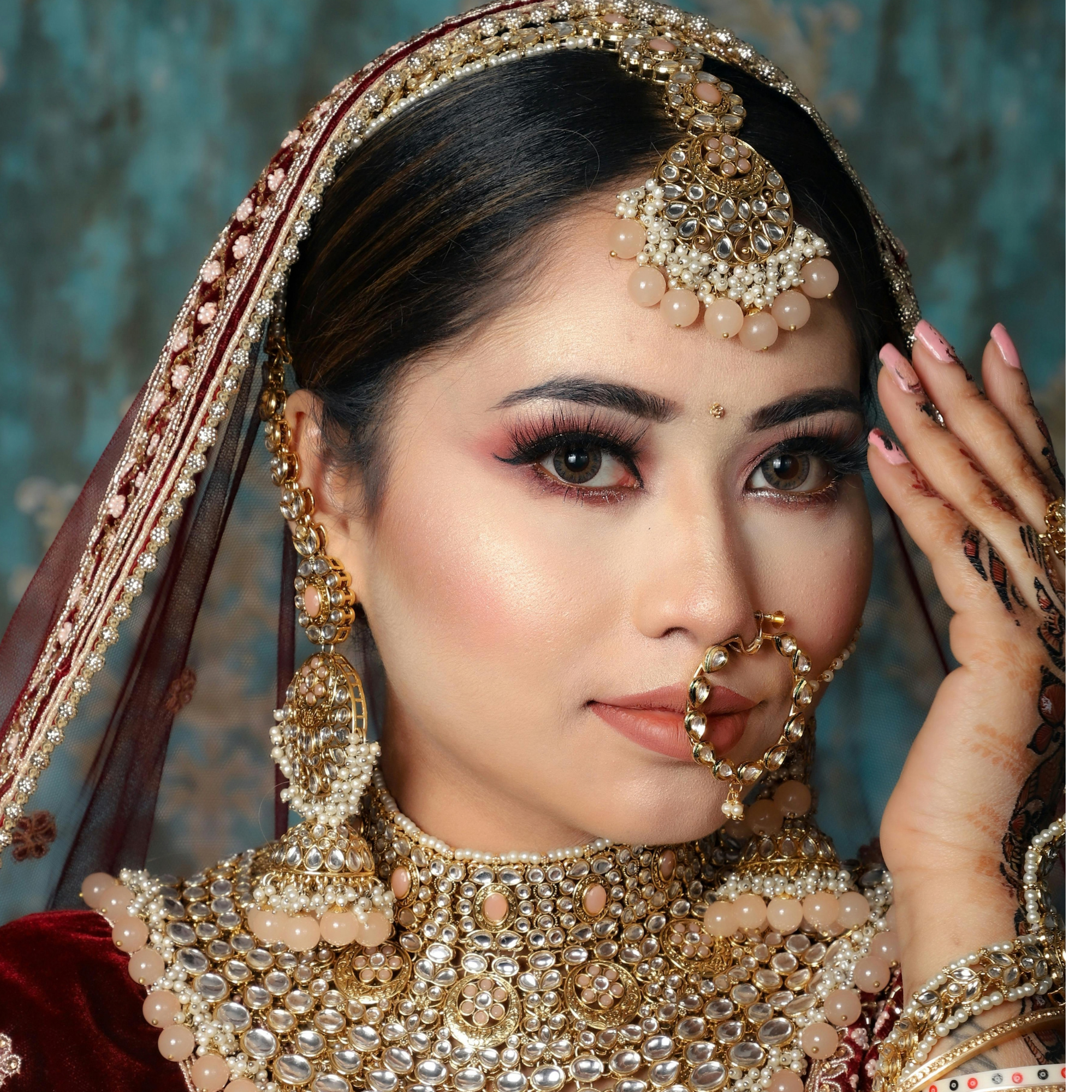 Bridal jewellery in Bhubaneswar – gold bridal set City Chandan Jewellers